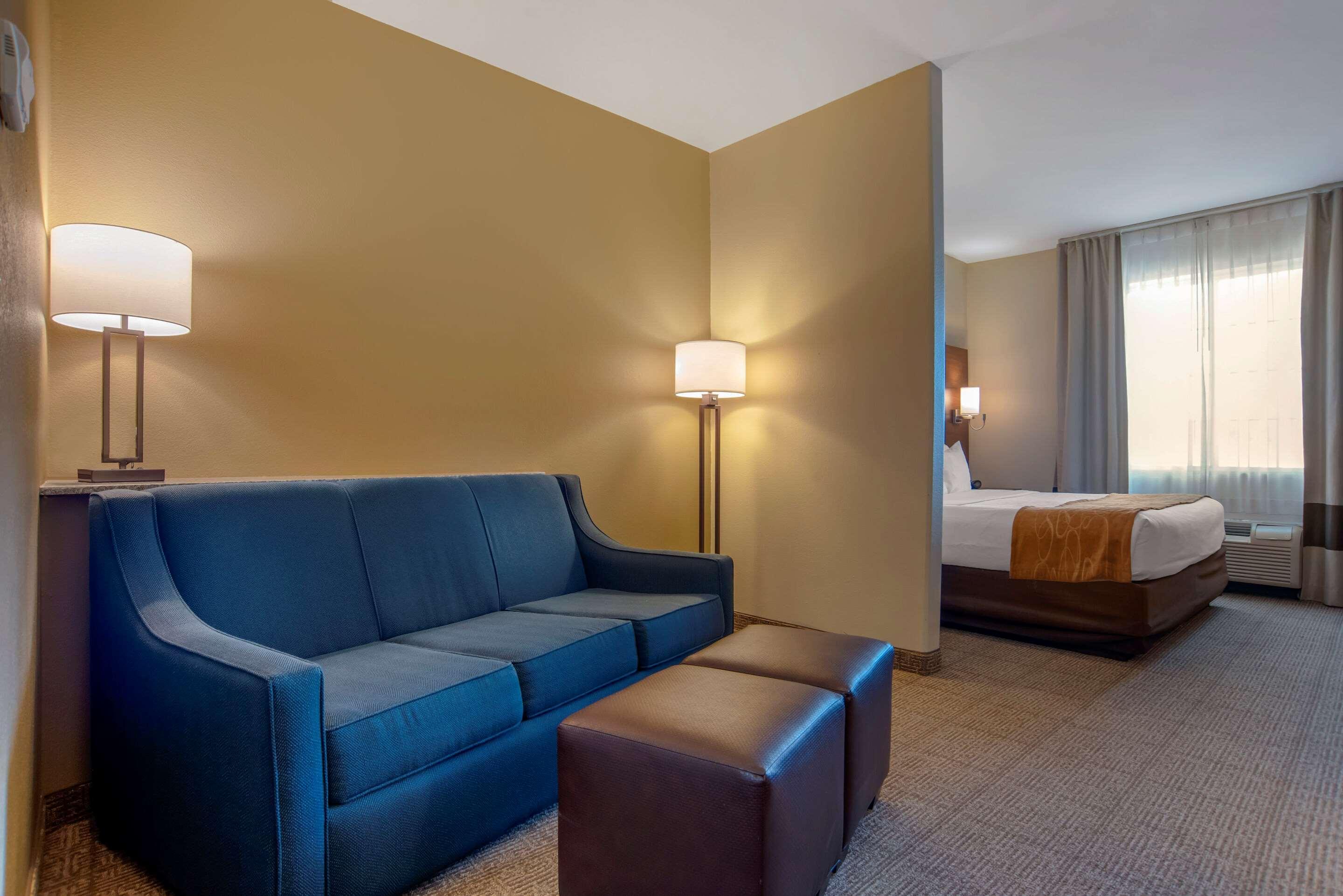 คอมฟอร์ต สวีท Hotel อเล็กซานเดรีย ภายนอก รูปภาพ